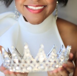 Team Page: All Hail the Queen